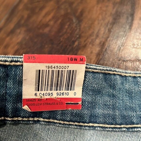315 SHAPING BOOTCUT mid rise JEANS (PLUS SIZE)  size 18 W misses from 2015 NWT - Picture 7 of 13